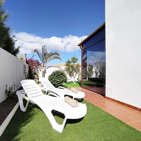 With Private Garden, Swimming Pools, Tennis Courts And Hight-speed Wifi