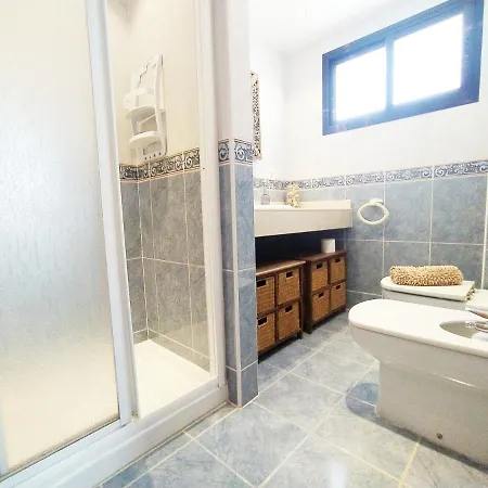 With Private Garden, Swimming Pools, Tennis Courts And Hight-speed Wifi Feriehus *