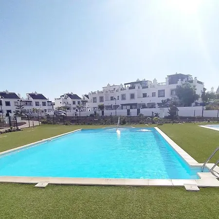 Сasa de vacaciones With Private Garden, Swimming Pools, Tennis Courts And Hight-speed Wifi *